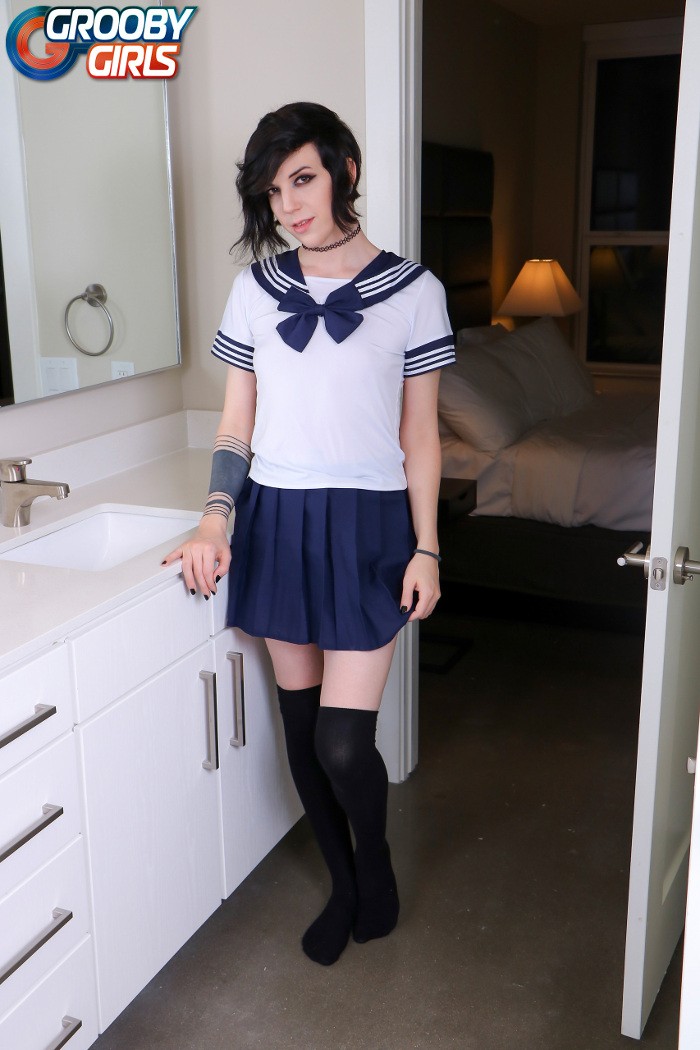 Sean mcguire gay Titpig free gay