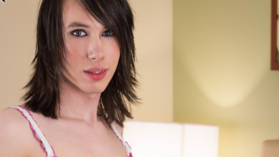 Hung & Horny Lily Rox