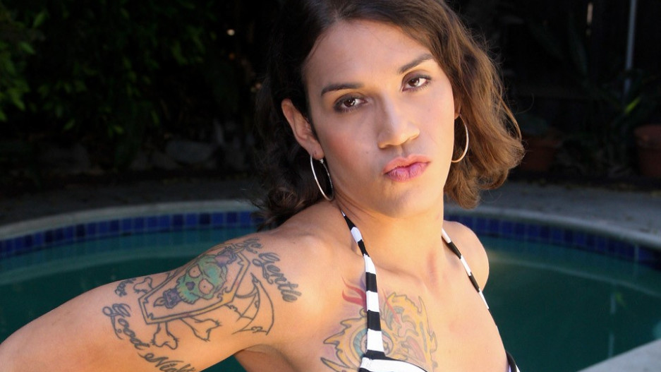 Tori Mayes Poolside Playtime
