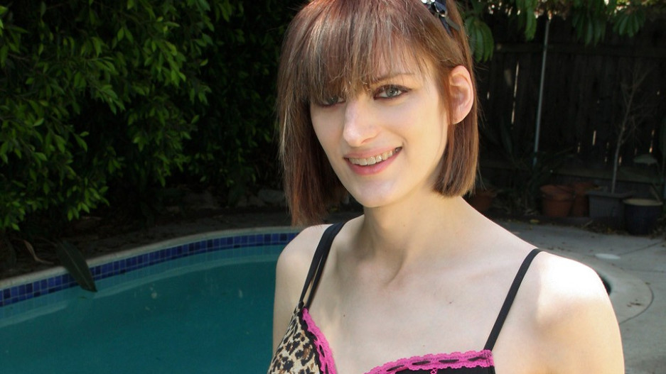 birdmountain poolside