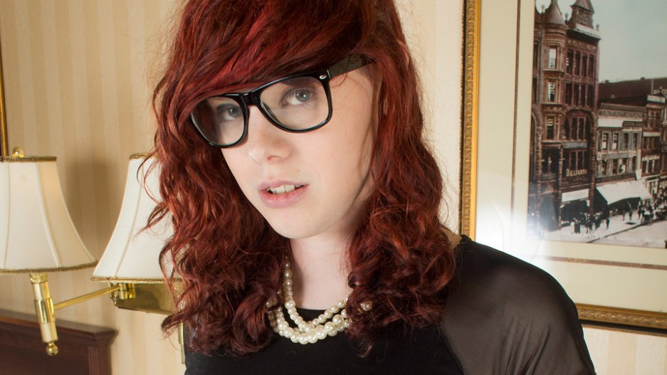 Chelsea Poe Loves Her Dildo!