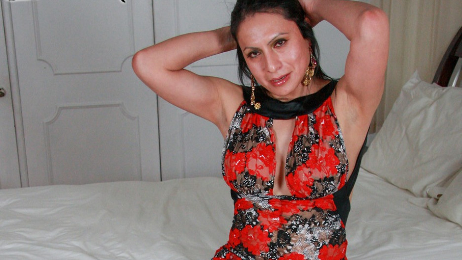 Gorgeous Uncut Melanie