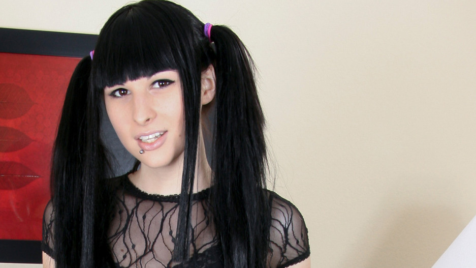 Bailey Jay's Debut