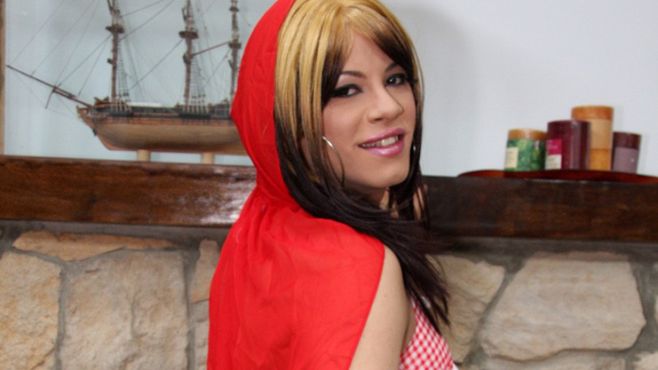 Horny Red Riding Hood!