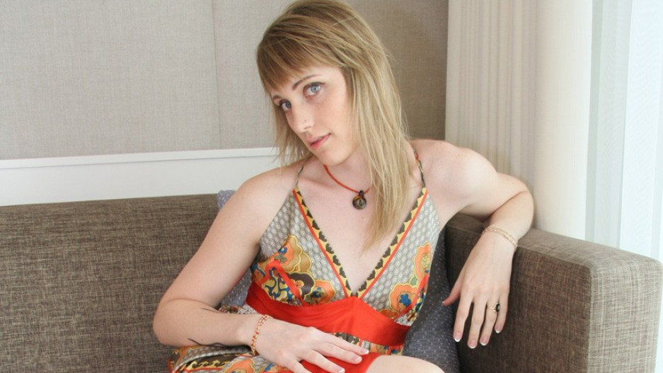 Sexy Post-op Carmen Kaspar Cums for You!