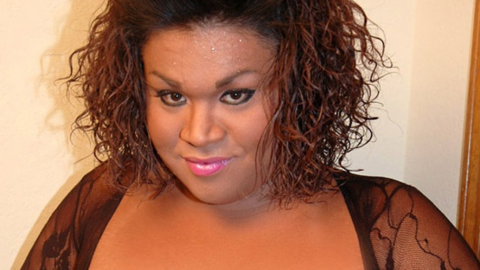 Horny Beyonca Gets Off