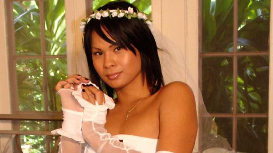 Horny Bride Joslyn