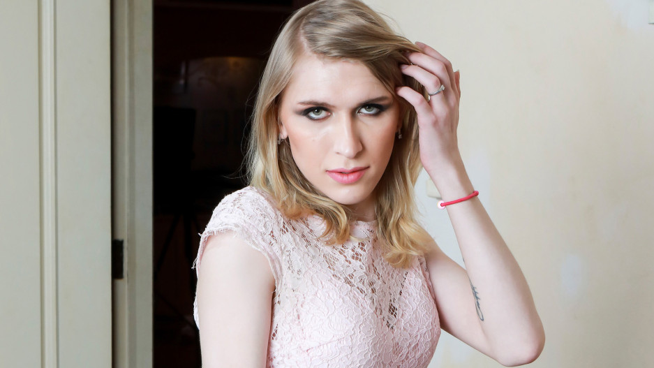 Try Out Tuesday: Clara Blitz Cums!