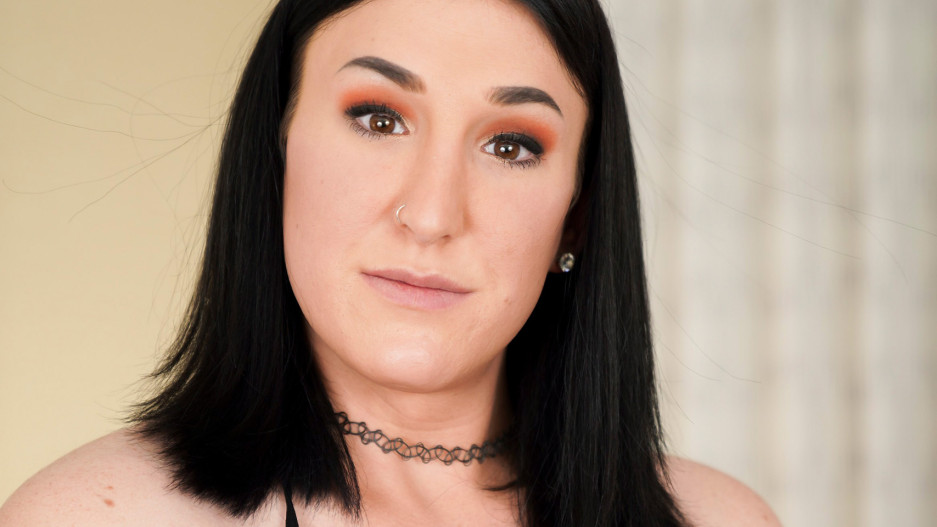 Alexa Staci Is Horny Again!
