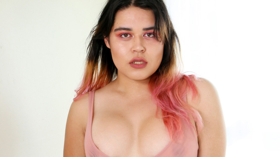 Try Out Tuesday: Sofia Suxxx Cums!