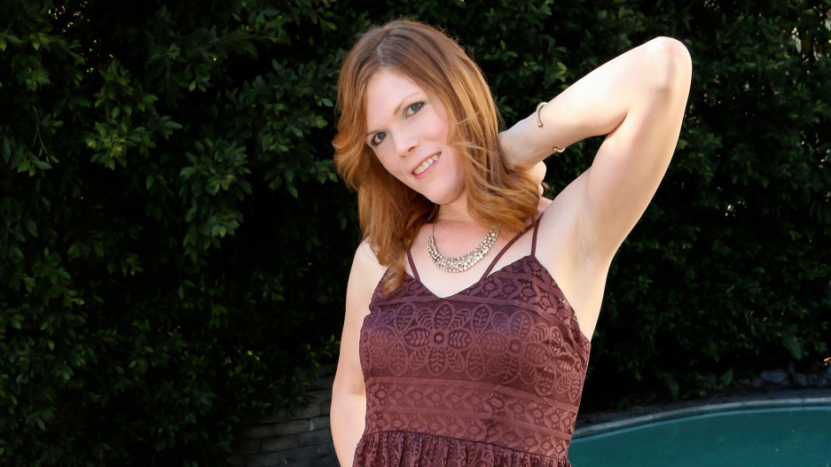 Meet Stunning Amy Deep!