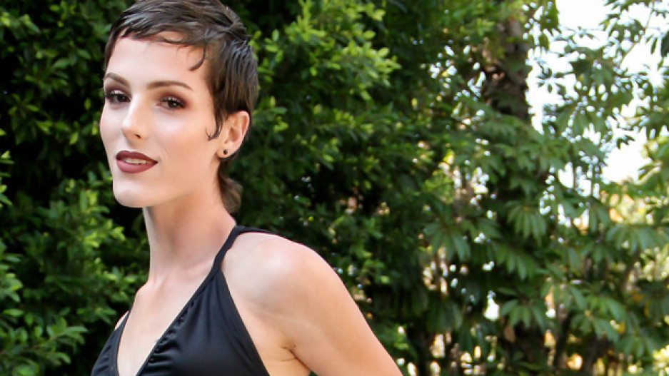 Meet The Stunning Carrie Emberlyn!