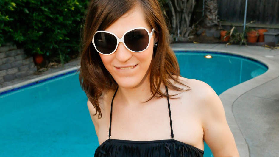 Fun By The Pool With Stefani Special