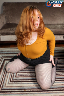 Curvy Hottie Clara Belle!
