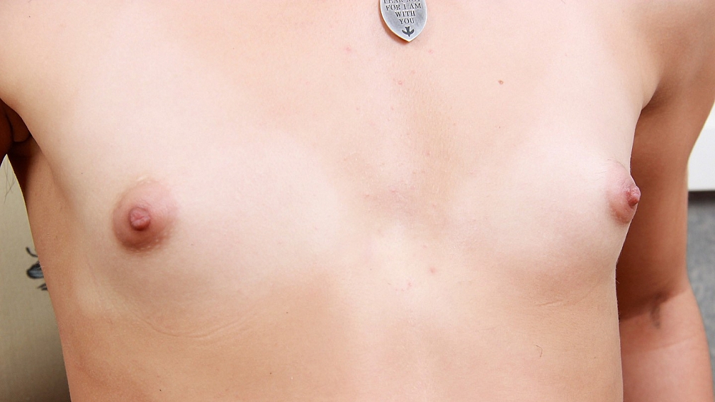 Seductive Morgan Parker Sizzles