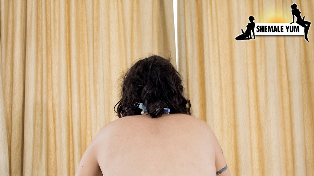 Nicole Montero Loves Playtime