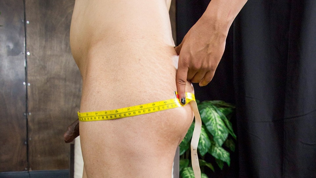 Sexy Roxy Cums for You!