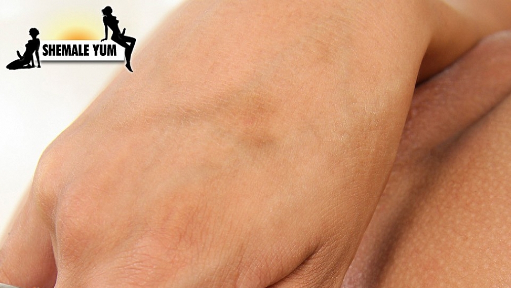 Paris Brawner and Her Buttplug!