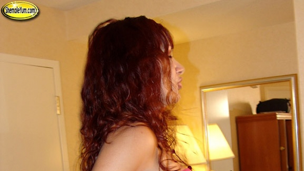 Sexy Lissa Jack Off!