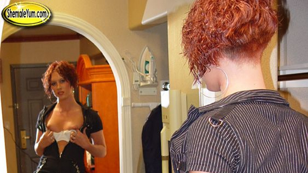 Stacy Jackson Is Smoking Hot!