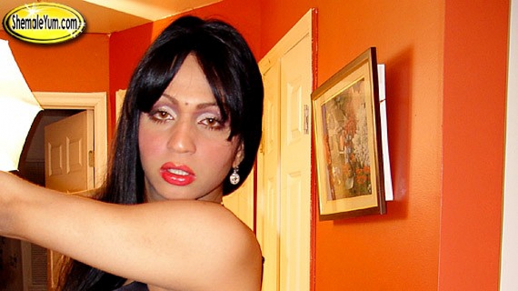 Claudia Performs and Strokes