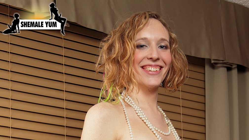 Sweet Heart Molly D'vyne