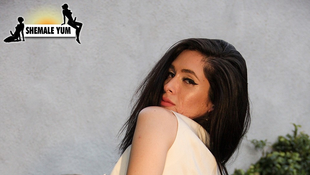 Penny Tyler Solo Fun!