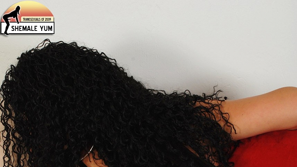 Sable Blows the Cameraman!