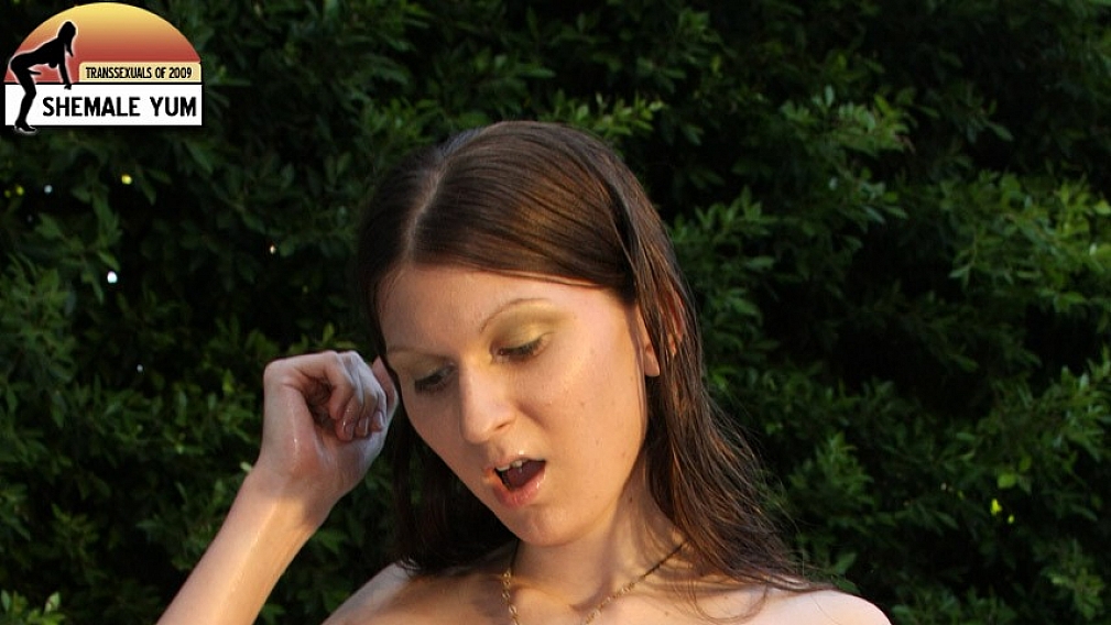 Faye Fatale Plays in the Pool