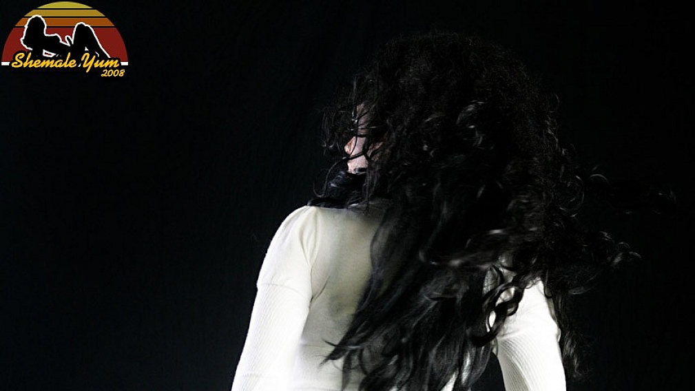 Octavia the Raven Haired Vixen!