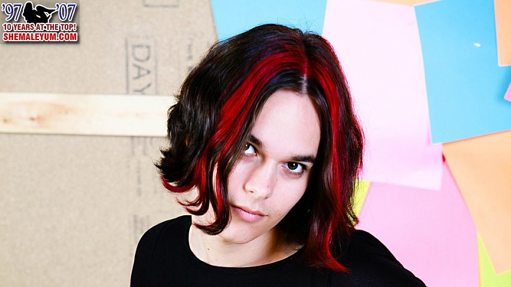 Dark and Sexy Miranda