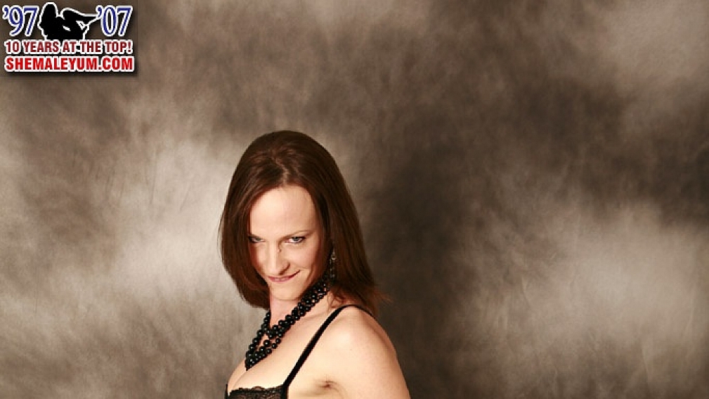 Horny Becky Strokes in Bed