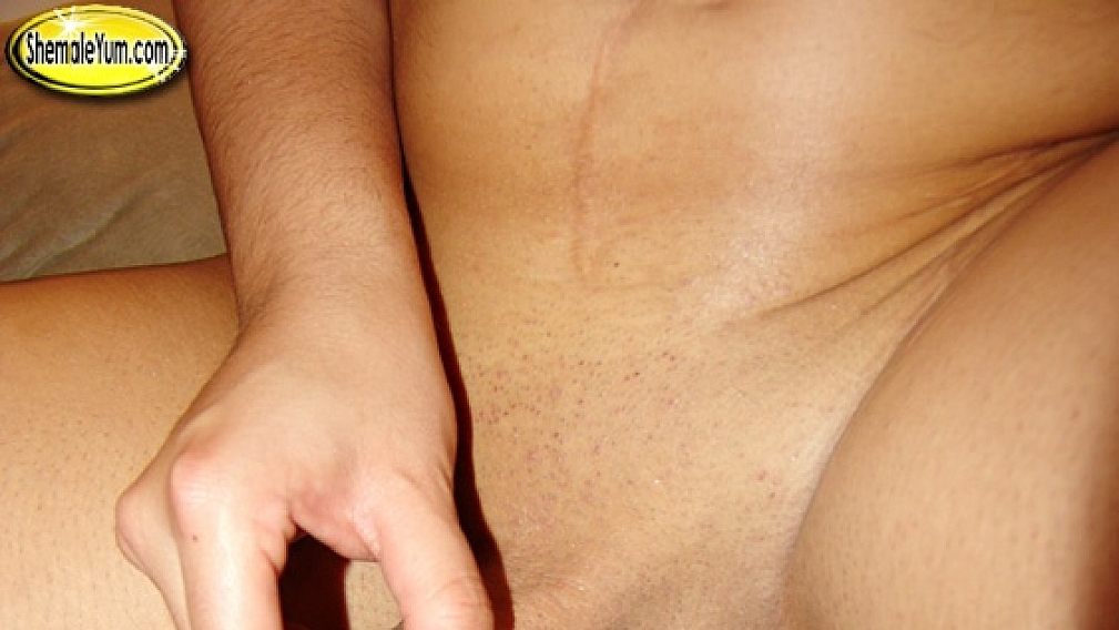 Hot and Curvy Mariah