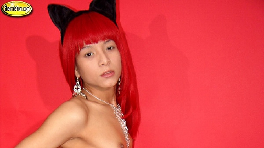 Sex Kitten Penelope!